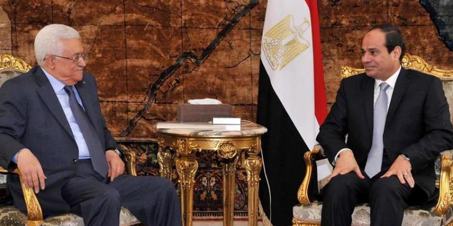الرئيس
      الفلسطيني
      يصل
      القاهرة
      للقاء
      الرئيس
      السيسي
      لبحث
      الأوضاع
      في
      غزة